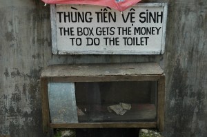 Sign_BoxDoesTheToilet_Large